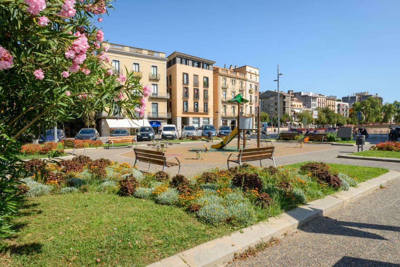 Apg Placa Catalunya Girona Exterior photo